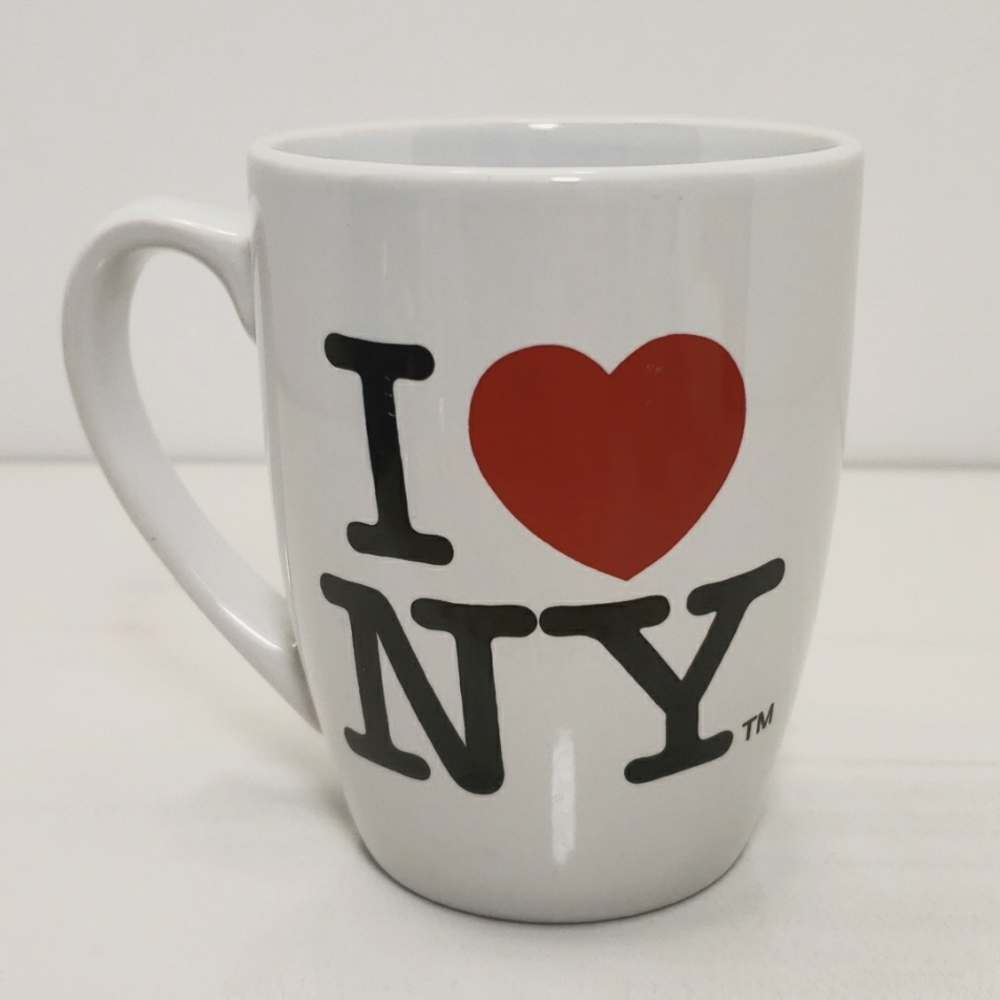 I ❤ New York Mug Pre-loved Condition And Just Like That The Big Apple